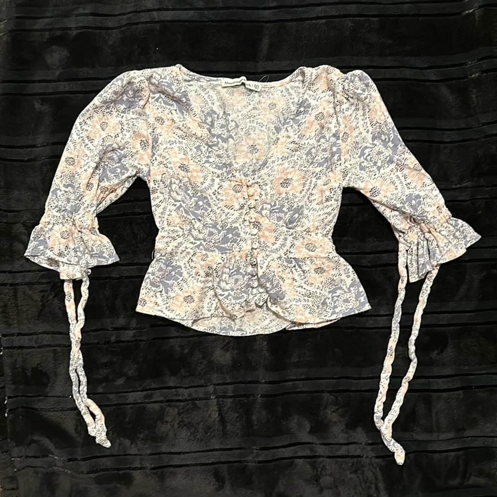 Abercrombie & Fitch Cropped Peplum Blouse